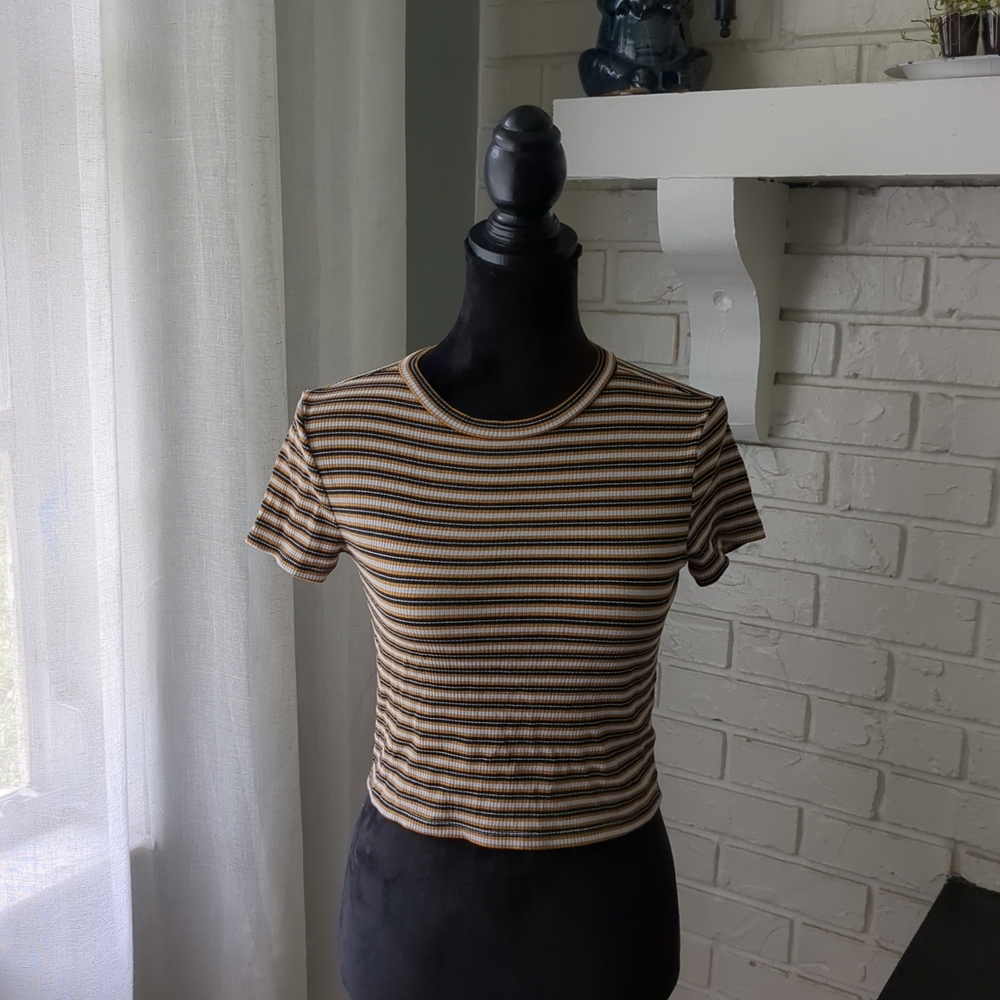 **3/$10** H&M Black And Yellow Striped Crop Top